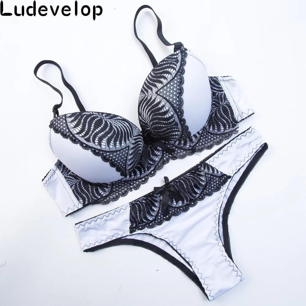 Ludevelop New Women's underwear Set Lace Sexy Push-up Bra And Panty Sets Bow Comfortable Brassiere Young Bra Deep V Lingerie-THAT FASHION STORE