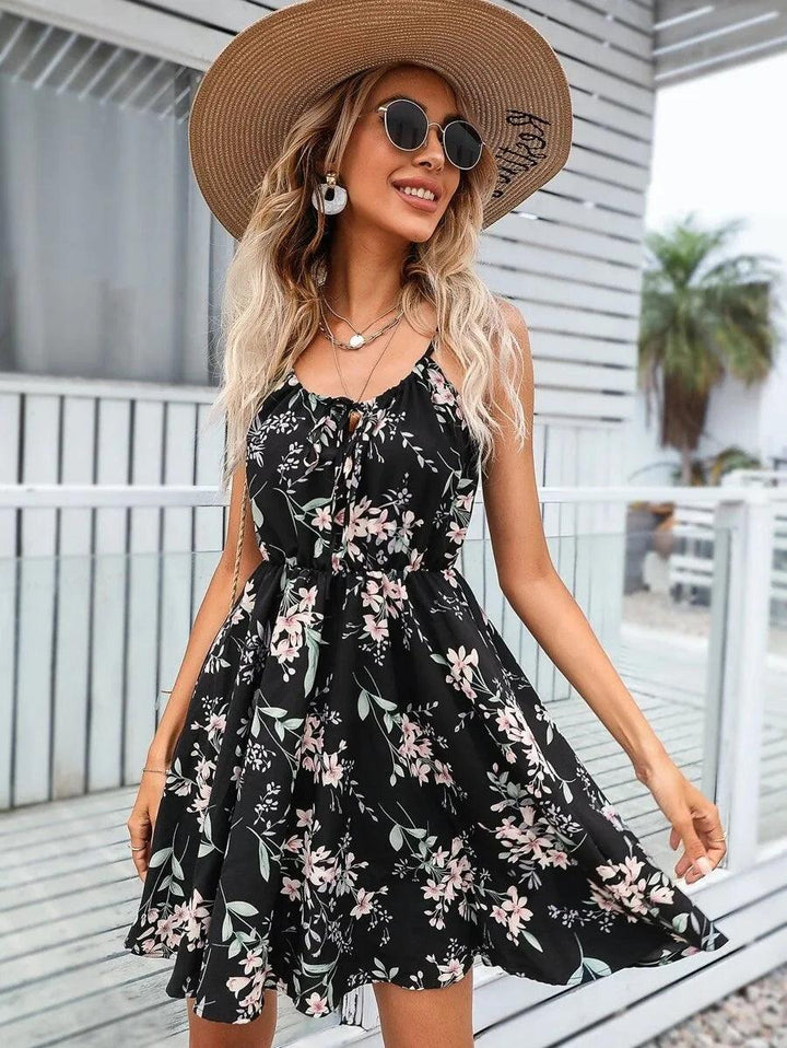 SummerElegant Women's Sleeveless Dress Pullover Print Elastic Waist Strap Short Dress Women's Round Neck Fragmented Flower Dress-THAT FASHION STORE